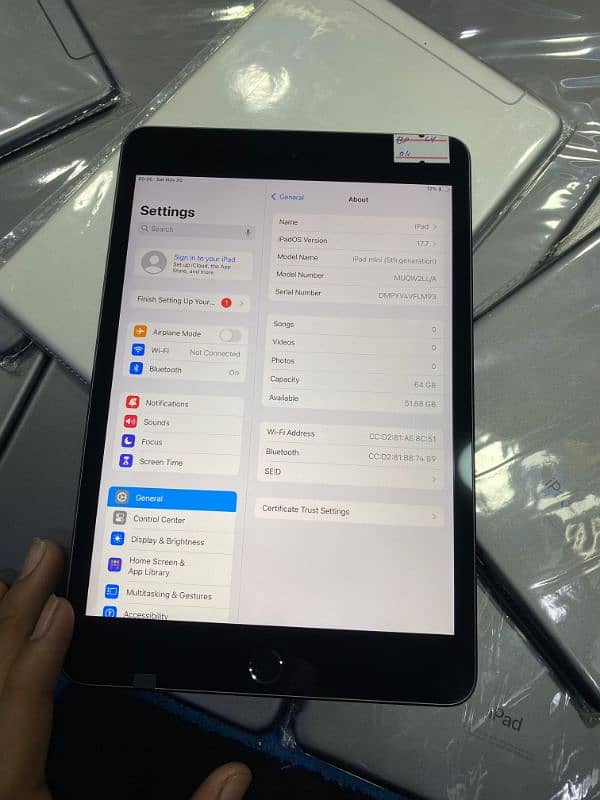 Apple ipad Mini 5 Stock available This Add only for shopkepers Read ad 1