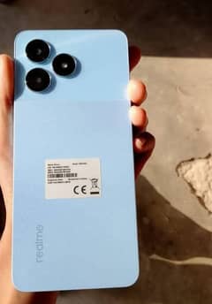 Real me note 50 complete box just 3 month used exchange possible