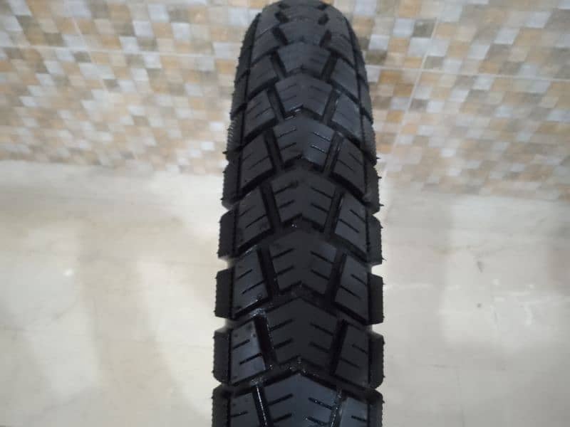 Brand New Panther Tyre Size 90/90-18 with two spare tubes 1