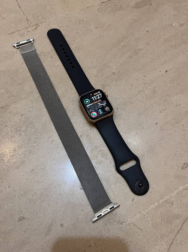 Apple Watch Series 5 (40mm) 5