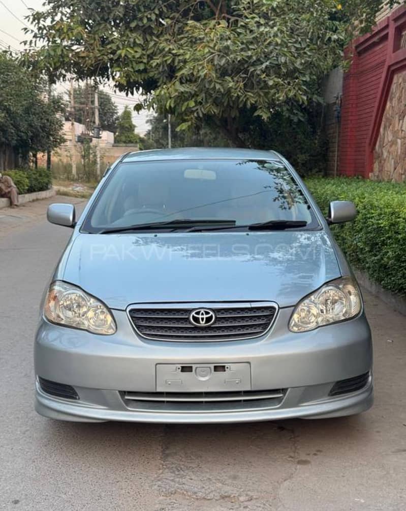 Toyota Corolla SE saloon diesel 2002 8