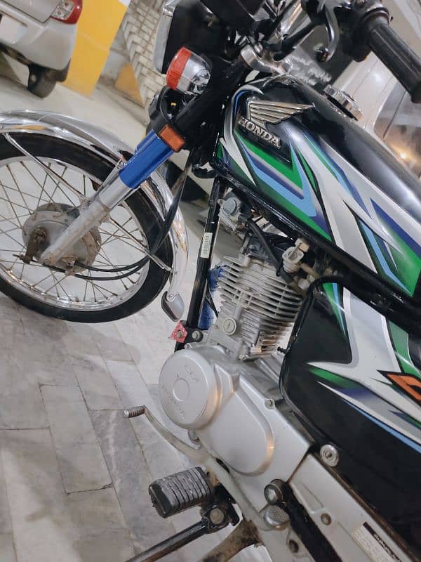 Honda 125 2023 ke 7 month ke ha  Only serious buyer  03055999858 1