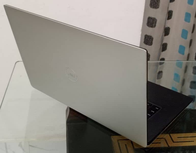 Dell XPS 7590 i7_9th Gen Touch screen 4GB Nvidia 1650 GDDR5 Graphics 5