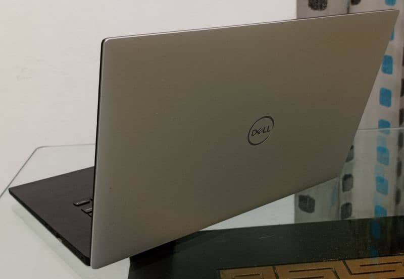 Dell XPS 7590 i7_9th Gen Touch screen 4GB Nvidia 1650 GDDR5 Graphics 8