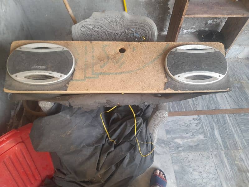 car speeker with box for sale 1