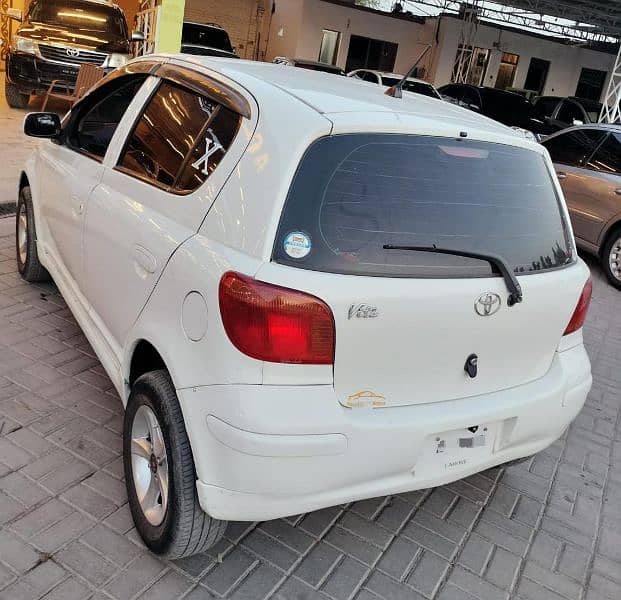 Toyota Vitz 2005 2