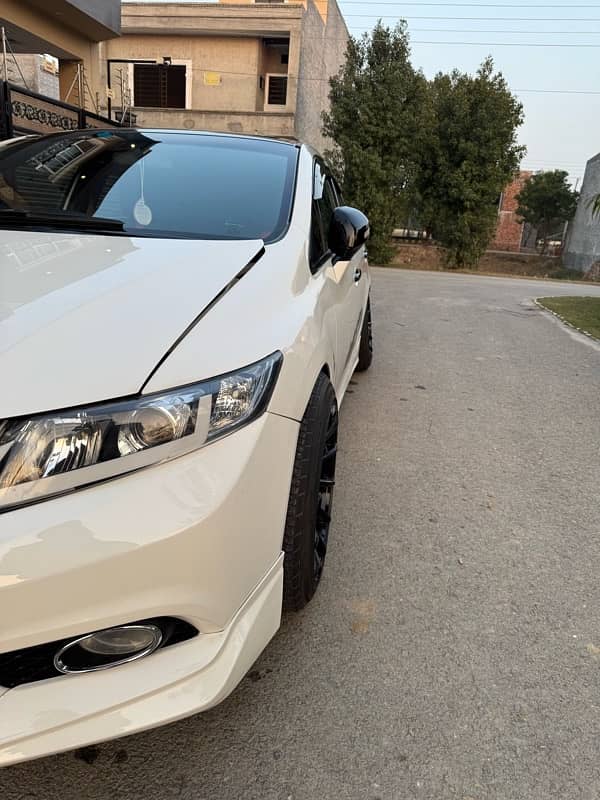 Honda Civic 2013 6