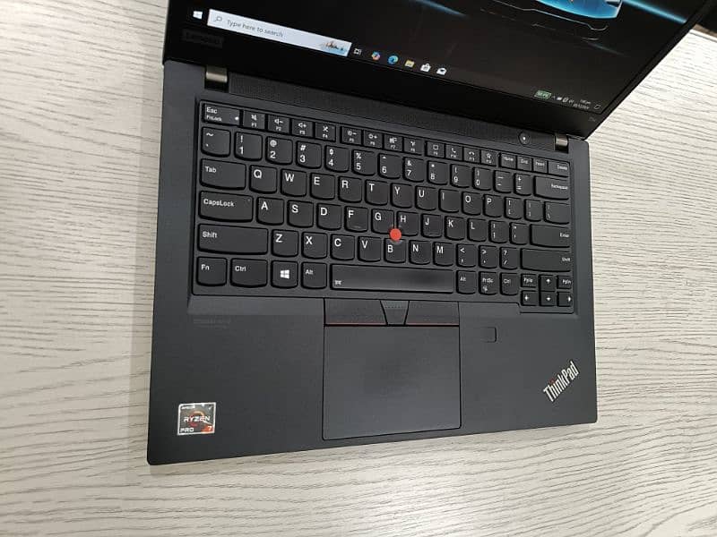 Lenovo Thinkpad T14 ryzen Ryzen 7 4750u 8 cores 2gb Amd Radeon Gpu 3