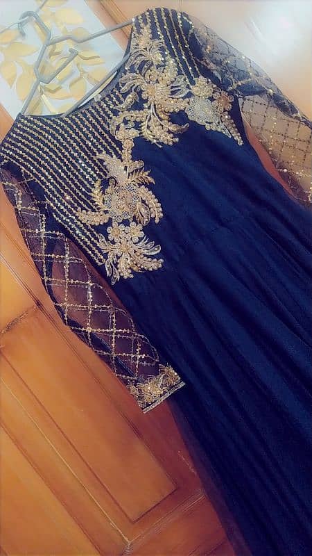 maxi dress and dress in A-1 condition 4