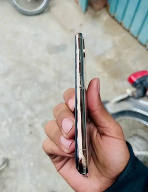 iphone xs 64gb factory 77 health only glass chng 5