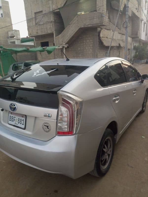 Toyota Prius 2010/14 5