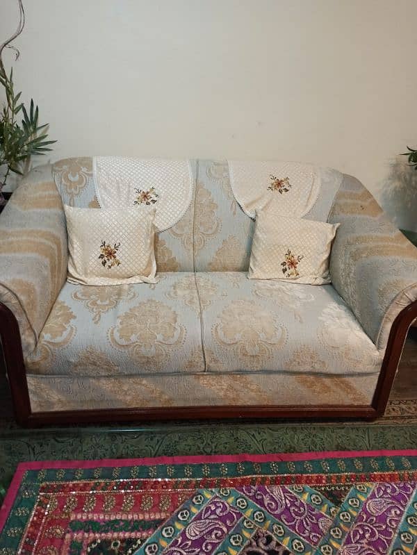 six seater sofa set for sell good condition 4