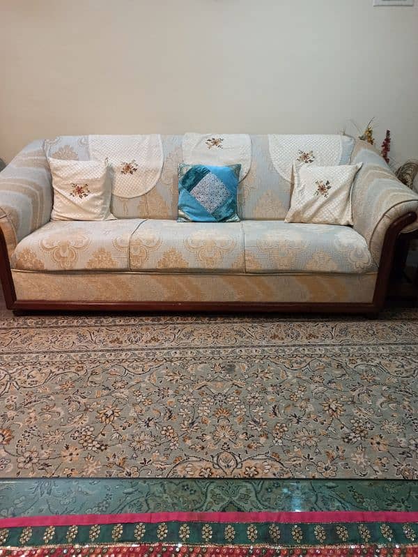 six seater sofa set for sell good condition 6