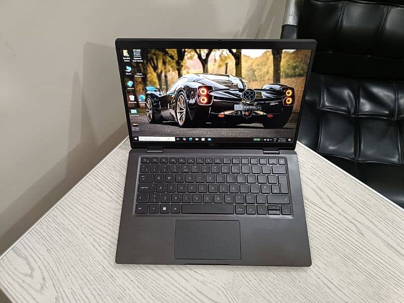 Dell Latitude 7330 core i5 12th gen 10 cores 13.3 inch 1080p ips 1