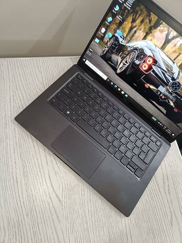 Dell Latitude 7330 core i5 12th gen 10 cores 13.3 inch 1080p ips 5