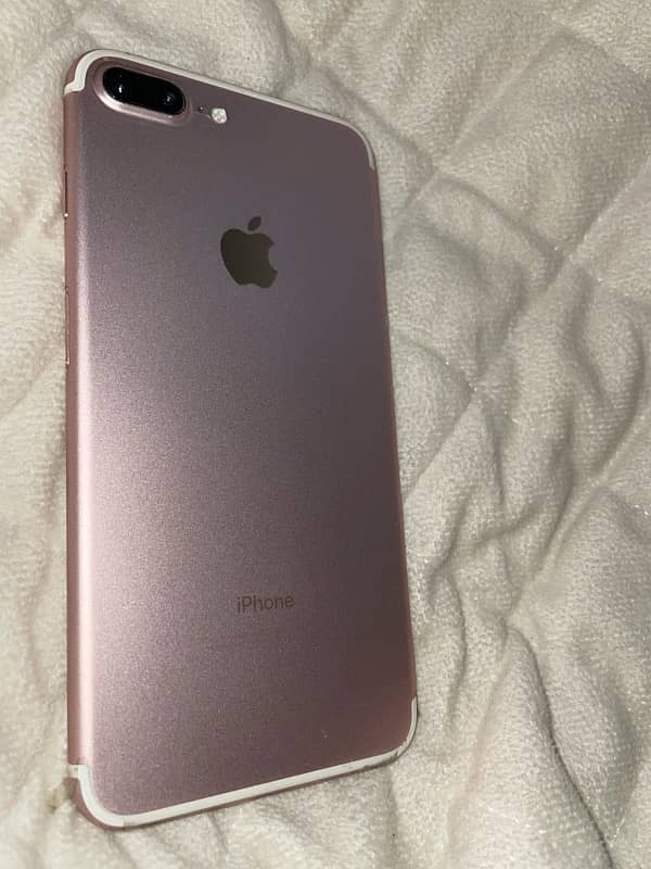 iphone 7 plus 10 / 10 almost 4