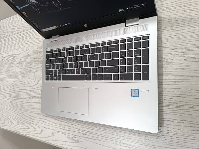 Hp probook 650 g4 core i5 8th gen quadcore 15.6 inch 1080p Numpad Keys 4