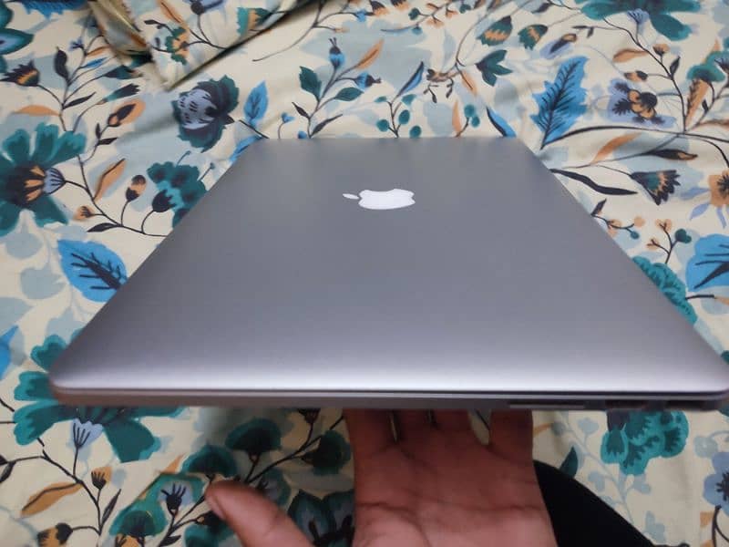 MacBook Pro 2015, 15 inch, Core i7, 16 GB Ram,  512 SSD, 2 GB Graphics 2