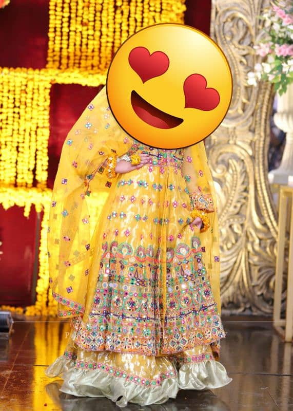 Mehndi dress 0