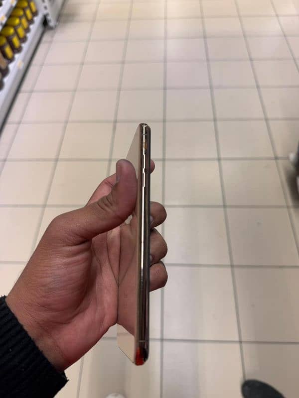 Apple iphone XS Max Urgent Sale 6