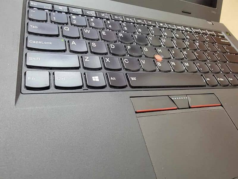 Lenovo T460p Ultrabook / HQ QUADCORE Heavy duty machine 1