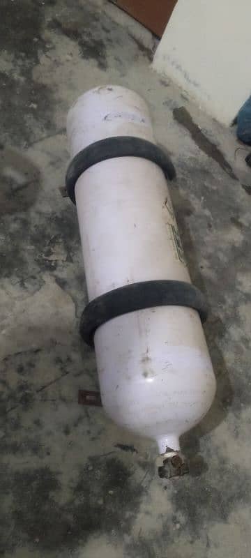 CNG cylinder and kit alto cultus coure mehran 1