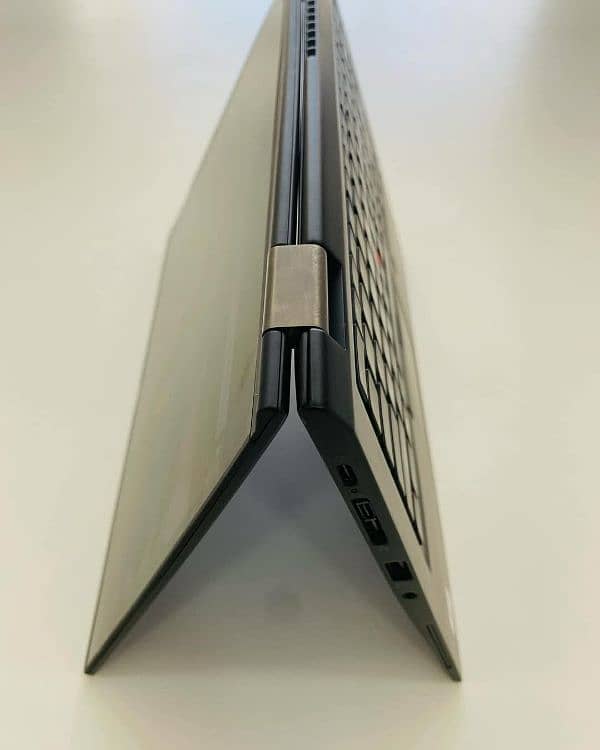 Lenovo Yoga X13 Gen 1 Touchscreen x360 Core i7 10th Gen@4.90Ghz 7