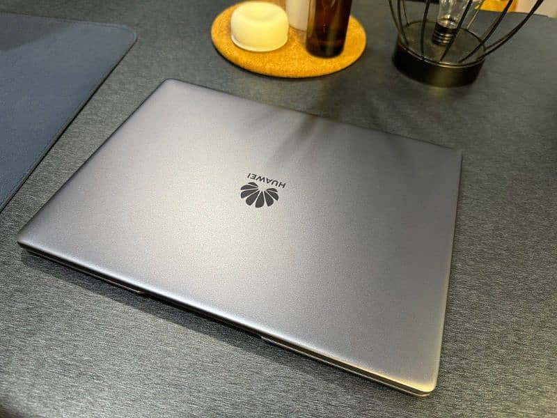 Huawei MateBook 13 1