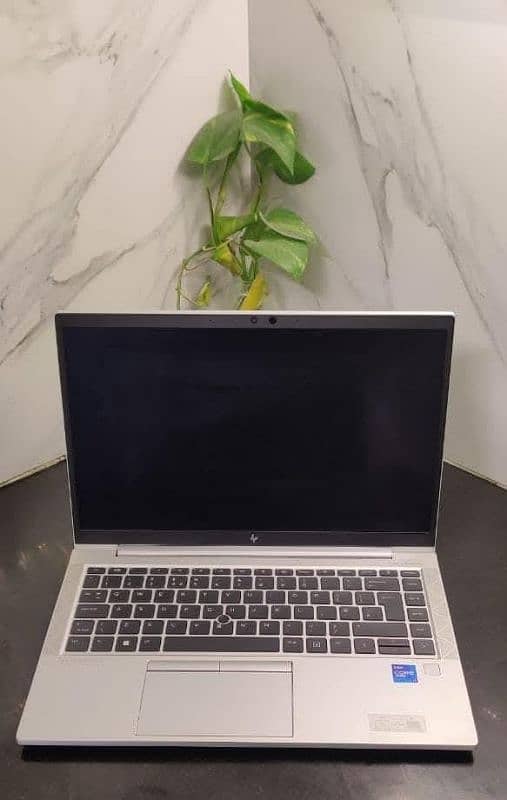 Model: HP Elitebook 840 G8 Evo Certified 5