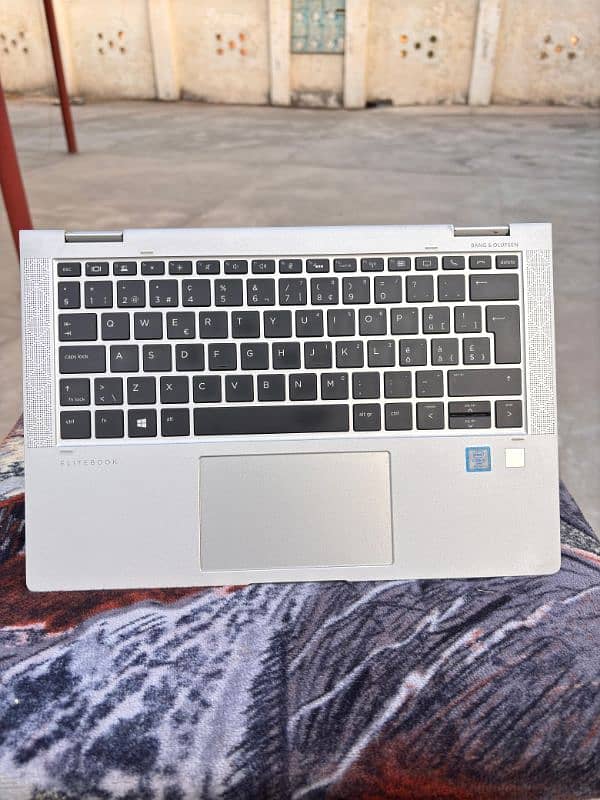 Hp EliteBook x360 1030 G3, i5 8th Gen 8