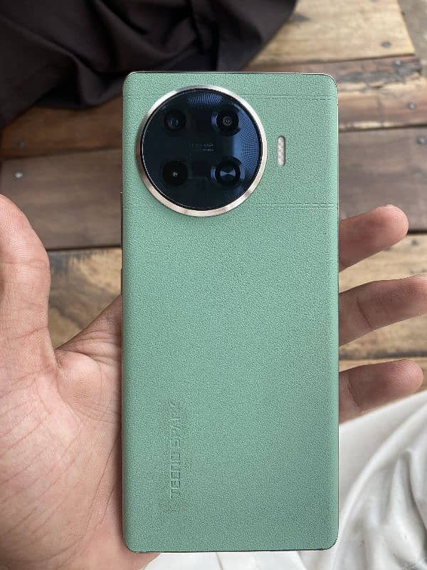 Tecno spark 20 pro plus urgent sale 0