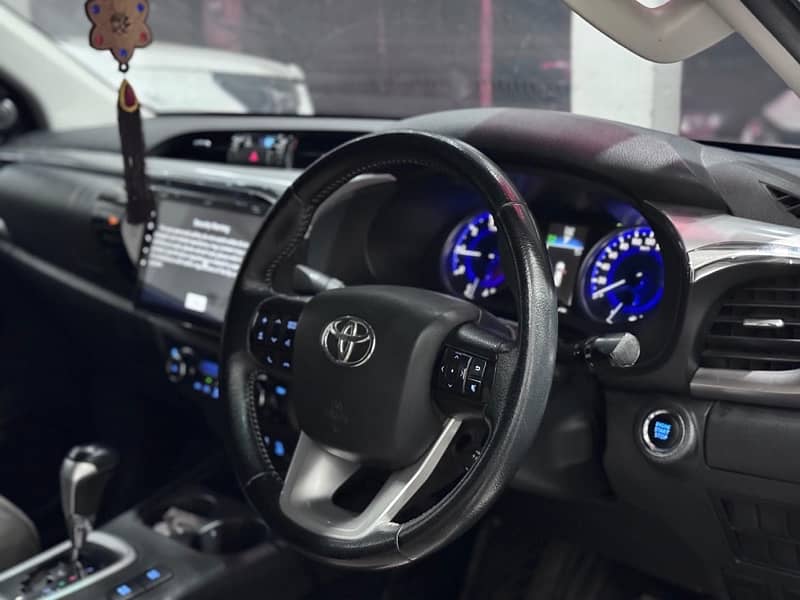 Toyota Hilux 2019 6