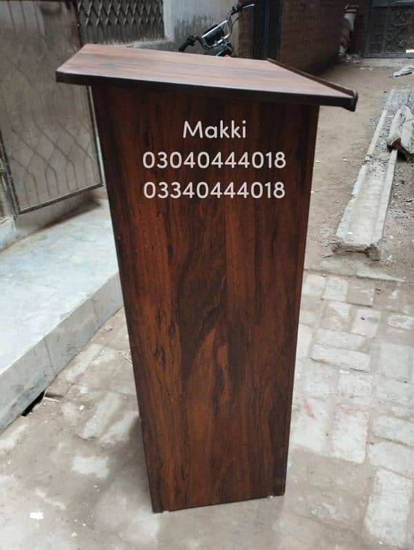 Rostrum/Dice/Lecture stand/Speech counter 3