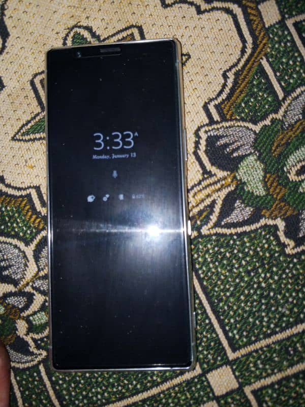 Sony Experia 5 mark 11  with charger 1