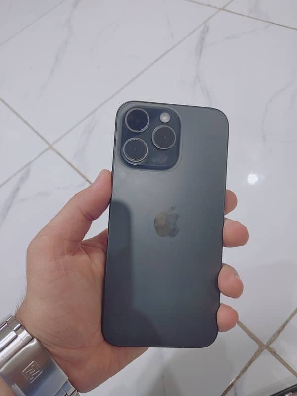 Iphone 15 pro max jv Black Titanium 98% 0