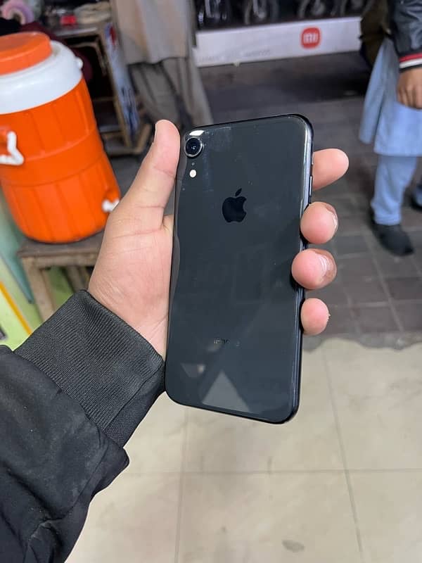 iphone xr factory unlocked 0