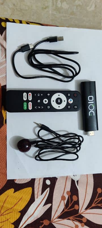 DQ10 andriod tv stick 4