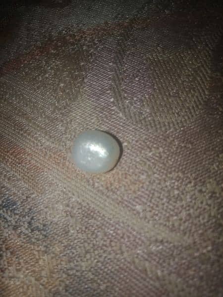 rera pearl stone orgnal antique 4 ct 0