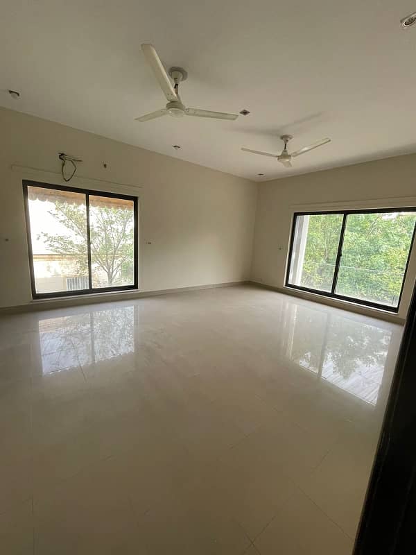 1 Kanal Beautiful Upper Portion Available For Rent Under Percent Original Pics 8