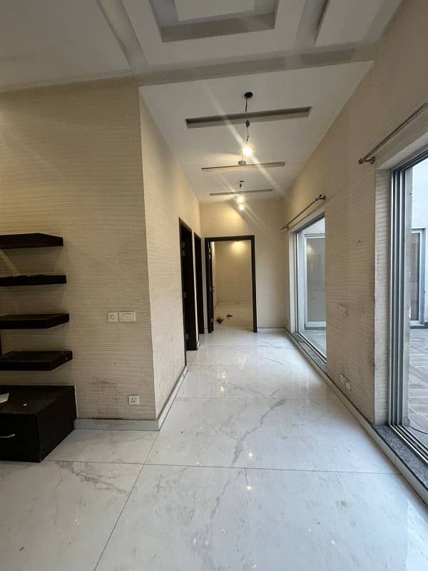 1 Kanal Beautiful Upper Portion Available For Rent 8