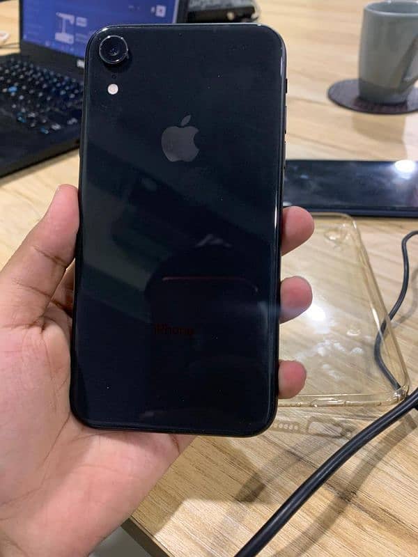 Iphone XR 64GB Excellent Condition 8