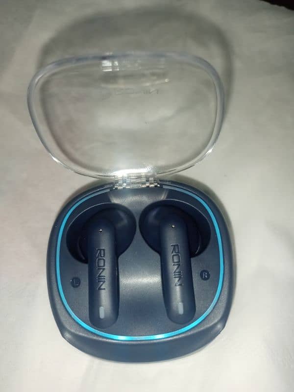 Wireless earbuds high quality Box packed with warranty 2