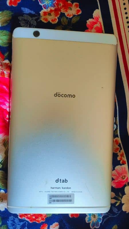 Huawei mediapad docomo m3 tab 2