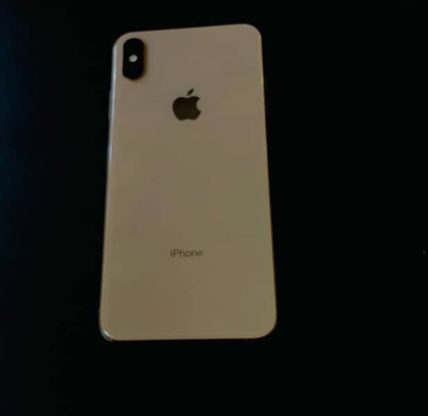 Selling my Iphone Xs max on urgent basis 0