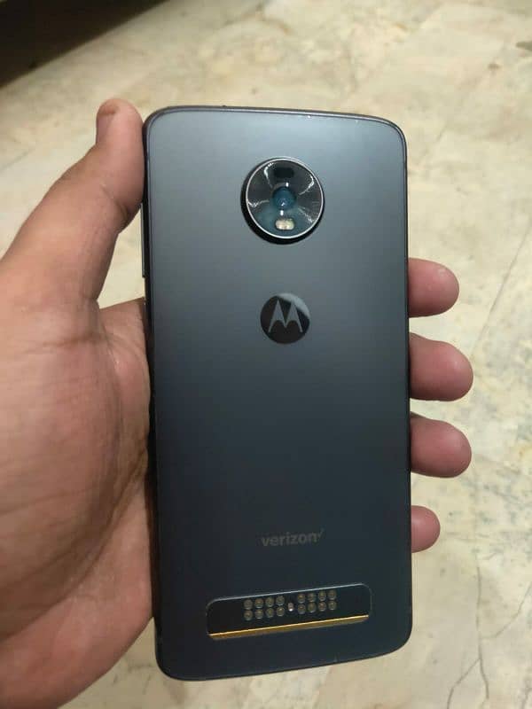 Motorola Z4 0