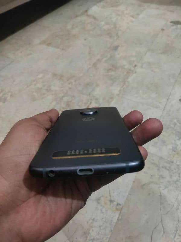 Motorola Z4 5