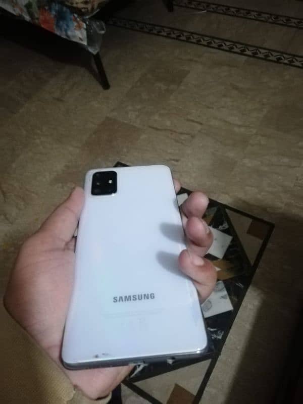 samsung galaxy a71 8/128 6