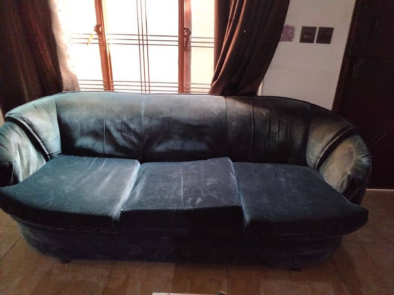 3 seater sofa urgent sale 1