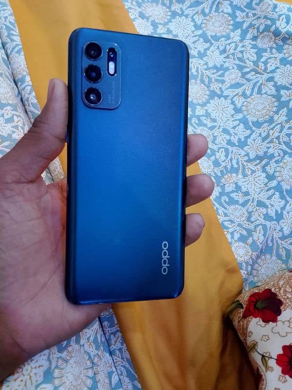 OPPO Reno 6 0