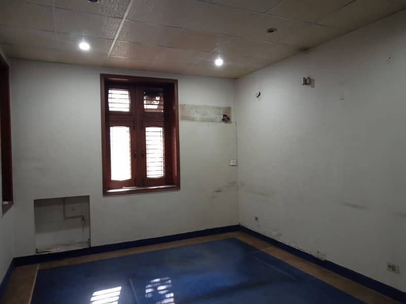 3 KANAL OFFICE USE HOUSE FOR RENT MAIN BOULEVARD JAIL ROAD GULBERG LAHORE 20